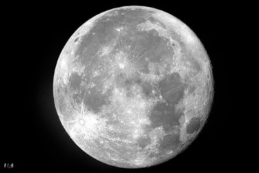 Fotografia intitolato "La lune du 15.09.20…" da Miodrag Aubertin, Opera d'arte originale, Fotografia digitale