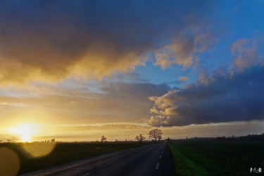 Fotografia intitolato "coucher de soleil 1…" da Miodrag Aubertin, Opera d'arte originale