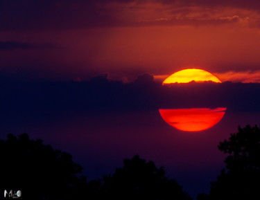 Photographie intitulée "coucher de soleil 1…" par Miodrag Aubertin, Œuvre d'art originale