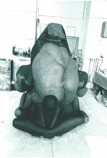 Escultura titulada "1986-Matriarcal-POU…" por Mireille Bonard, Obra de arte original, Arcilla