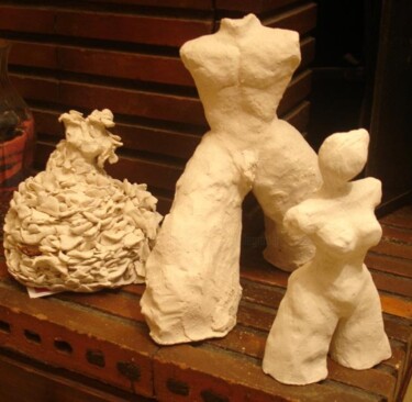 Sculpture titled "Regroupement sculpt…" by Mireille Gratier De Saint Louis, Original Artwork, Terra cotta
