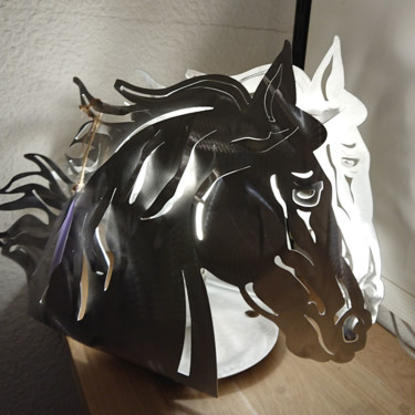 Artisanat intitulée "Lampe TETE DE CHEVAL" par Mirinbeaujolais - Mirabelle, Œuvre d'art originale