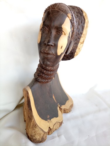 Sculpture intitulée "Gorgeous woman, fem…" par Jafeth Moiane, Œuvre d'art originale, Bois