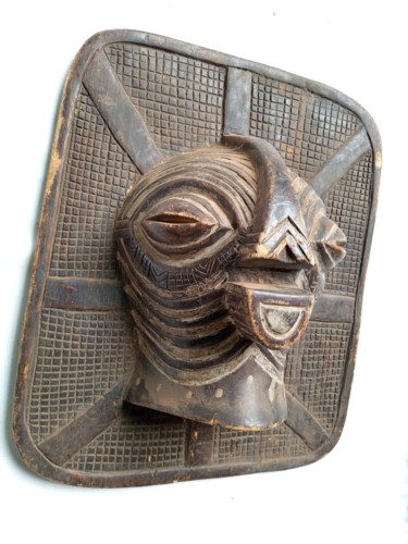 Escultura titulada "African mask,Songye…" por Jafeth Moiane, Obra de arte original, Madera