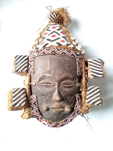 Escultura intitulada "Vintage African tri…" por Jafeth Moiane, Obras de arte originais, Madeira