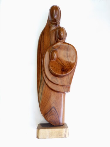 Scultura intitolato "Holy family statue,…" da Jafeth Moiane, Opera d'arte originale, Legno