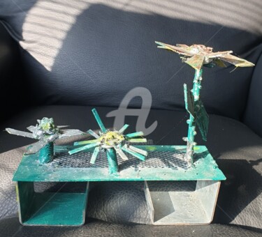 Skulptur mit dem Titel "flowers table" von Modern Art, Original-Kunstwerk, Metalle