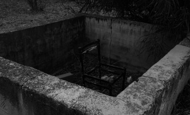 Fotografie getiteld "The Chair" door Mohamed Amine Soltani, Origineel Kunstwerk, Digitale fotografie