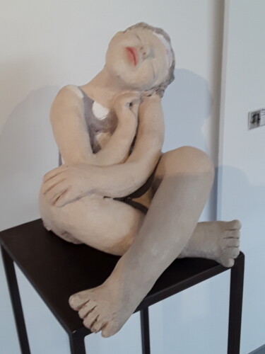 Skulptur mit dem Titel "Maritxu" von Monique Josié, Original-Kunstwerk