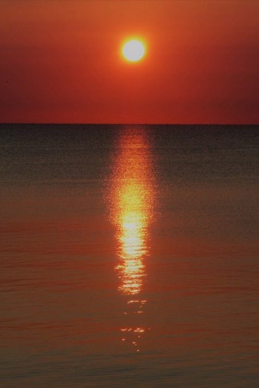 Photography titled "Sunrise" by Monique Anna Michel, Original Artwork, Non Manipulated Photography