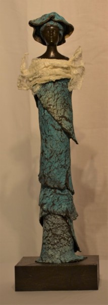Sculpture intitulée "Efia" par Monique Schoonenburg (MSC), Œuvre d'art originale, Papier mâché