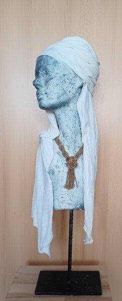 Scultura intitolato "Monia" da Monique Schoonenburg (MSC), Opera d'arte originale, Acciaio inossidabile