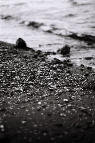 Photography titled "Sea stills #1" by Monochrome Renditions, Original Artwork, Analog photography