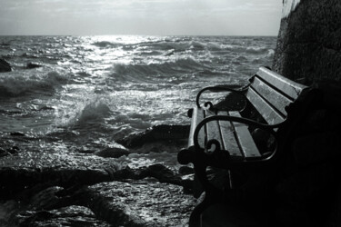 Fotografia intitolato "Sea stills #2" da Monochrome Renditions, Opera d'arte originale, fotografia a pellicola