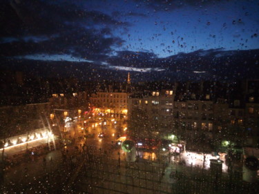 Photographie intitulée "Paris sous la pluie" par Morgane Sola Ceneda, Œuvre d'art originale