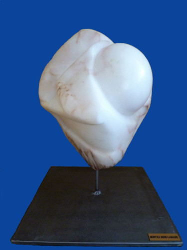 Sculpture titled "Albatre" by Monyke Mine-Lamare, Original Artwork, Stone