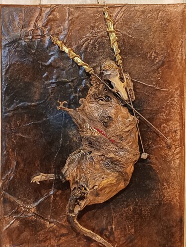 Skulptur mit dem Titel ""Rottukonungur"" von Morgane Guenard, Original-Kunstwerk, Knochen