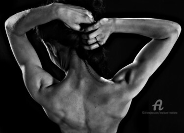 Fotografia intitolato "fitness girl" da Mariano Moriconi, Opera d'arte originale