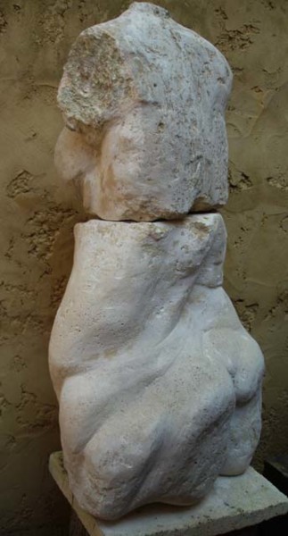 Sculpture titled "2004 BEAU C" by Michel Moskovtchenko, Original Artwork, Stone