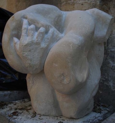 Sculpture intitulée "Poitrine O" par Michel Moskovtchenko, Œuvre d'art originale, Pierre