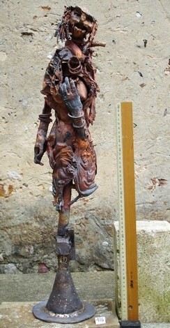 Sculpture titled "Archéo -mutants 416…" by Michel Moskovtchenko, Original Artwork