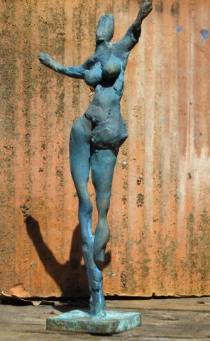 Sculpture titled "BIEN-ETRE" by Michel Moskovtchenko, Original Artwork, Metals