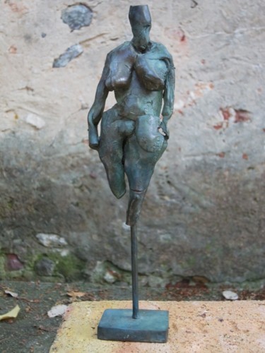 Sculpture intitulée "2009 FEMME NEOLITHI…" par Michel Moskovtchenko, Œuvre d'art originale, Métaux