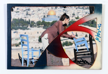 Collages getiteld "Ground Zero" door Moti Bazak, Origineel Kunstwerk, Collages Gemonteerd op Houten paneel