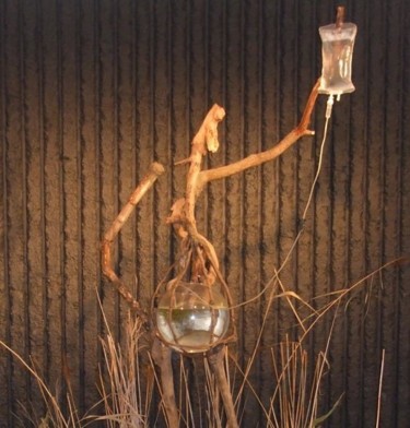 Sculpture intitulée "The last fish in Ir…" par Moayed Joda, Œuvre d'art originale