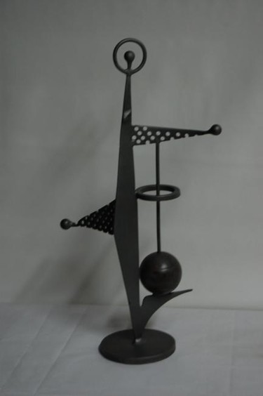 Sculpture intitulée "Concentration" par Mouffouk05, Œuvre d'art originale