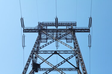 Fotografia intitolato "Power lines and ele…" da Mrivserg, Opera d'arte originale, Fotografia digitale
