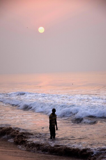 Photography titled "SEA MORNING" by Muktinava Barua Chowdhury, Original Artwork