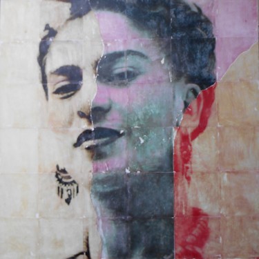 Kolaże zatytułowany „Frida, Bill Board 2” autorstwa Marian Williams, Oryginalna praca, Kolaże Zamontowany na Drewniana rama…