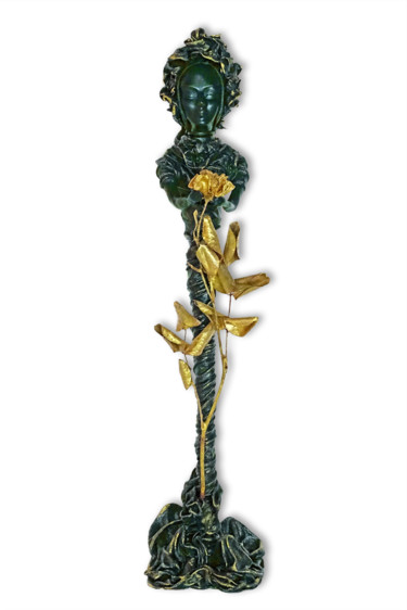 Skulptur mit dem Titel "Rosenfrau" von Myrthyra, Original-Kunstwerk, Gemischte Medien