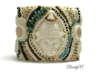 Artcraft titled "Bracelet manchette…" by Bearly-N, Original Artwork, Jewelry