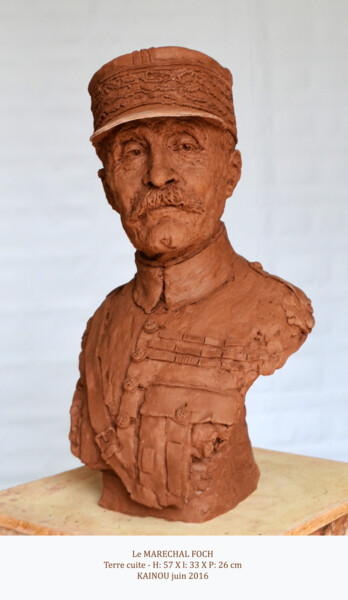 Sculpture intitulée "Le Maréchal Foch" par Kainou, Œuvre d'art originale, Terre cuite