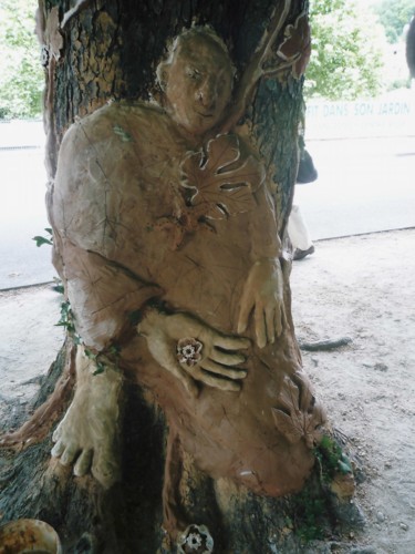 Sculpture titled "L' homme de l'ombre" by Nadine Nacinovic, Original Artwork, Clay