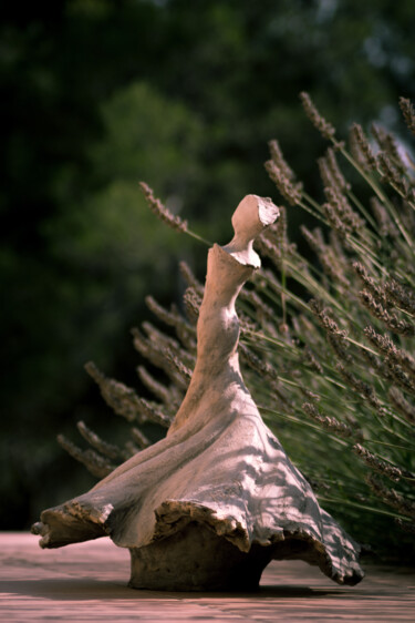 Sculpture intitulée "Lady Nature" par Nad, Œuvre d'art originale, Terre cuite