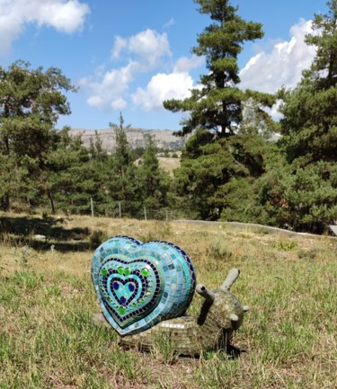 Skulptur mit dem Titel "Sculpture escargot…" von Nadege Gesvres, Original-Kunstwerk, Harz