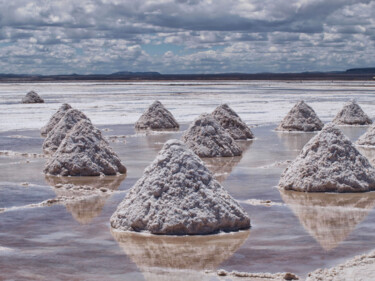 Fotografie getiteld "Salt cones" door Nadezda Sharova, Origineel Kunstwerk, Digitale fotografie