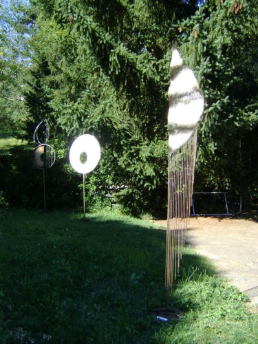 Skulptur mit dem Titel ""la harpe"" von Nadine Trescartes (fildefériste), Original-Kunstwerk, Metalle