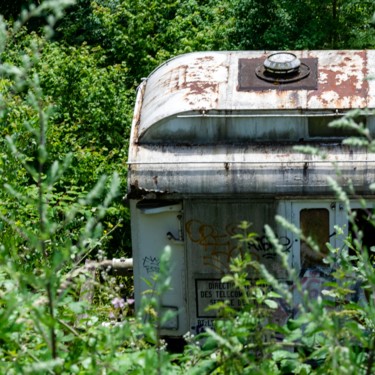 OBSOLESCENCE 018 - Wagon abandonné Photographie intitulée "OBSOLESCENCE 018 -…" par Naep, Œuvre d'art originale, Photographie numérique