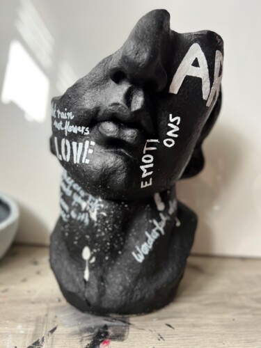 Rzeźba zatytułowany „Emotions” autorstwa Nalân Arzu Karadag, Oryginalna praca, Ceramika
