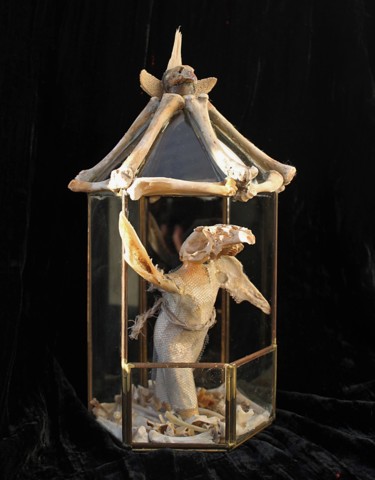 Скульптура под названием "L'évasion" - Nancy Cardinal, Подлинное произведение искусства, кость