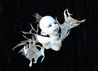 Sculpture titled "L'oiseau punk libre…" by Nancy Cardinal, Original Artwork, Paper maché
