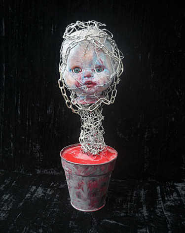 Sculpture titled "Ame emprisonnée" by Nancy Cardinal, Original Artwork, Wire