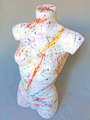 Skulptur mit dem Titel "Abstracted Bod whit…" von Na$H, Original-Kunstwerk, Acryl