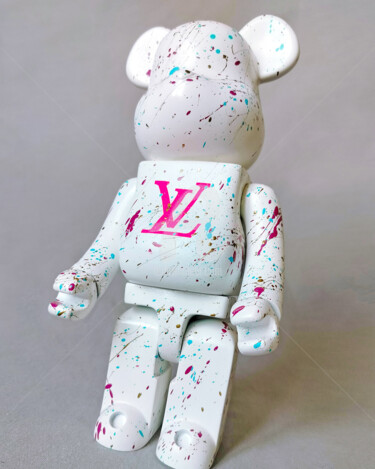 Sculpture titled "Louis Vuitton Bear…" by Na$H, Original Artwork, Spray paint