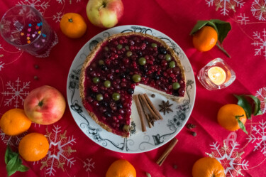 Fotografia intitolato "cheesecake with red…" da Nataliia Belozerova, Opera d'arte originale, Fotografia digitale