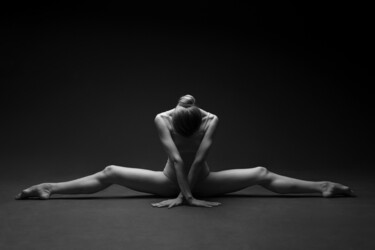 Фотография под названием "Symmetry" - Natalya Sleta, Подлинное произведение искусства, Цифровая фотография